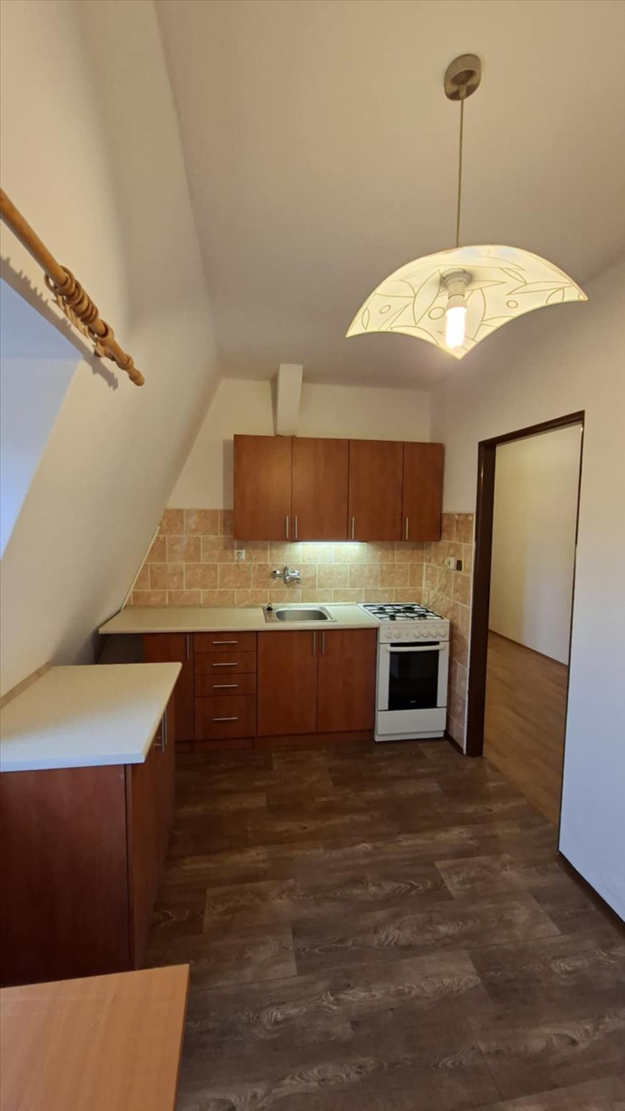 639002687368357346_kuchyňská linka.jpeg